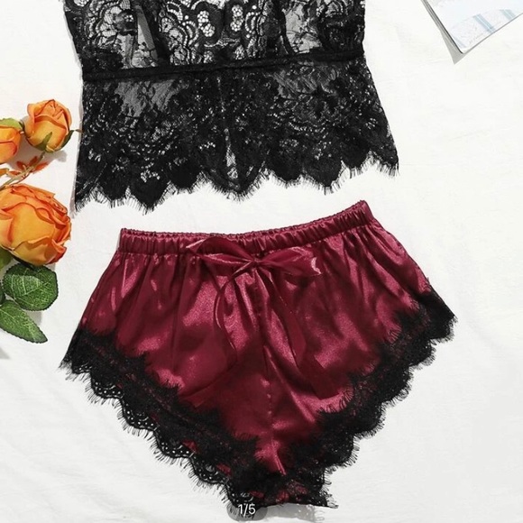 Black lace with satin shorts lingerie - Picture 2 of 2